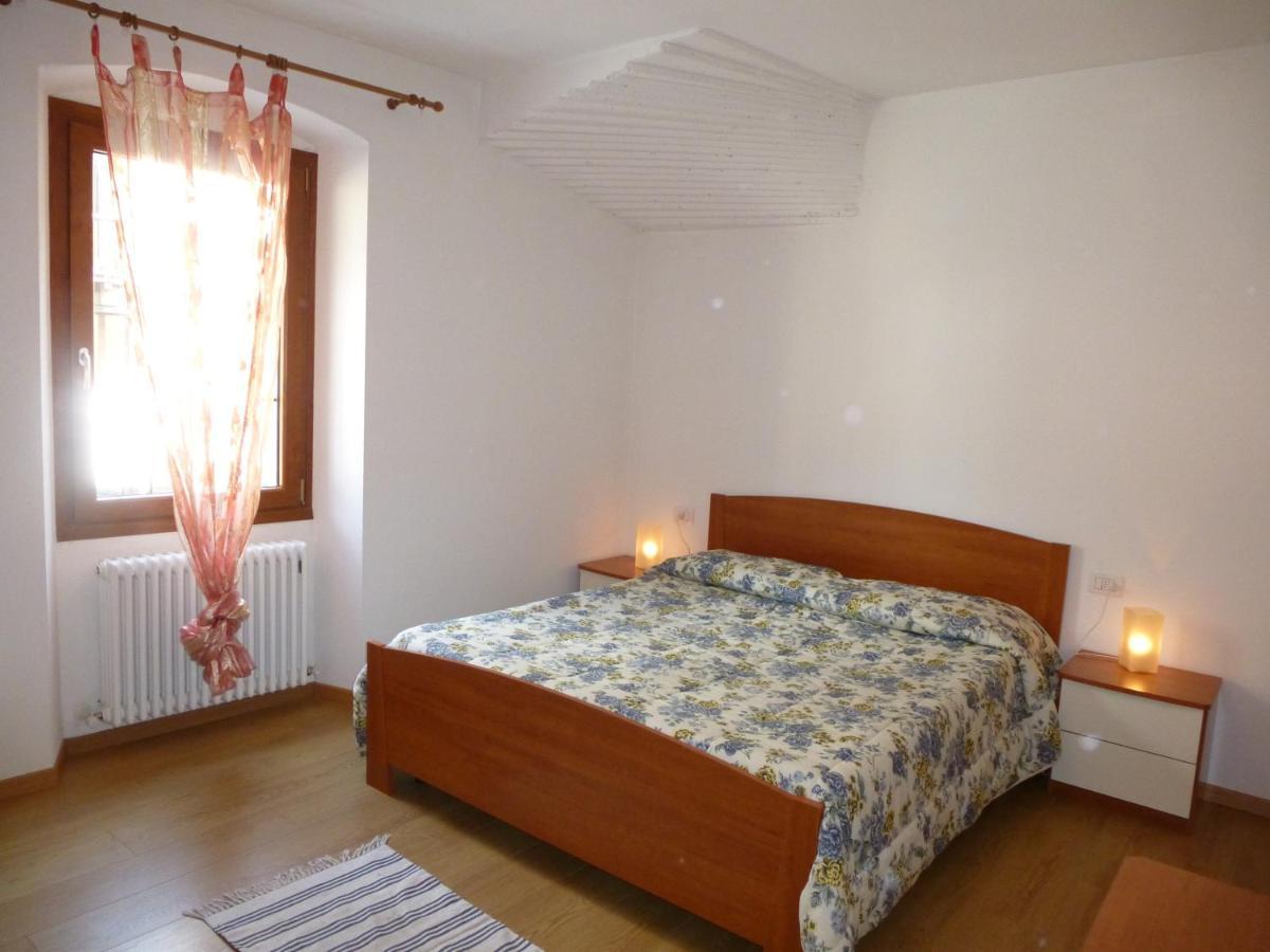 Casa Anita Lägenhet Tiarno di Sotto Exteriör bild