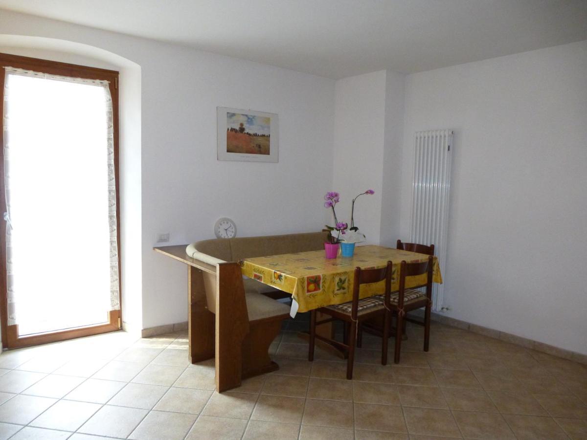 Casa Anita Lägenhet Tiarno di Sotto Exteriör bild